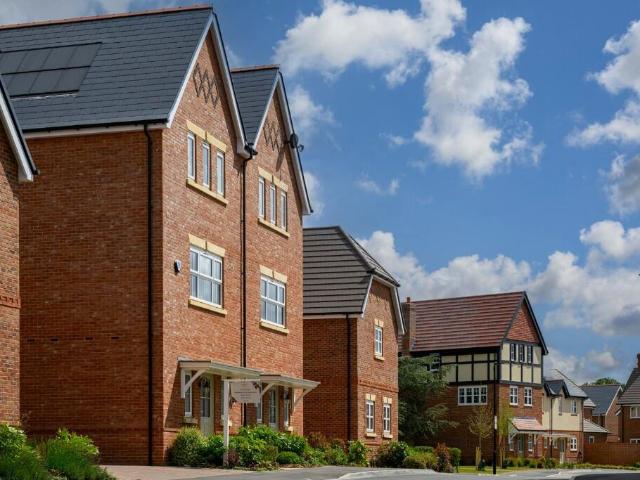 House for sale in Bray Wick, Maidenhead