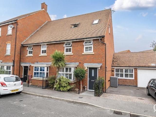 House for sale in Eden Village, Oad Street