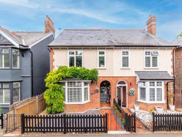 House for sale in Sandown Park, Kent