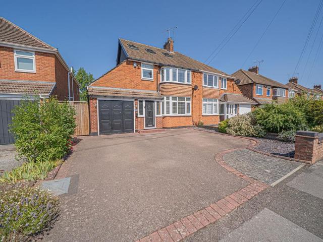 House for sale in Blossomfield, West Midlands