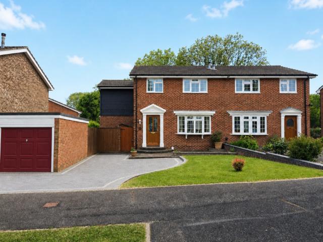 House for sale in Hill Park, Fareham