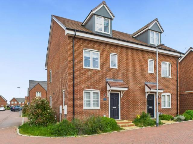 House for sale in Leighton-Linslade, Leighton Buzzard