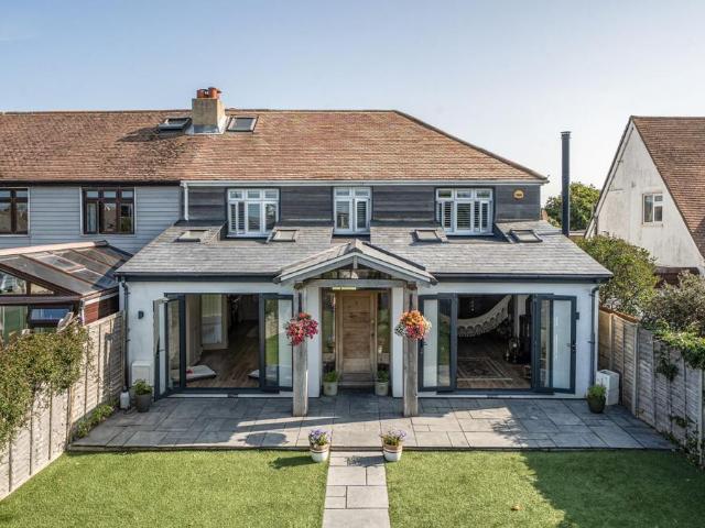 House for sale in Littlecote, West Sussex