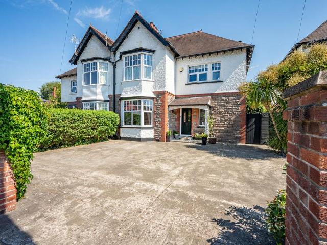House for sale in Abergavenny