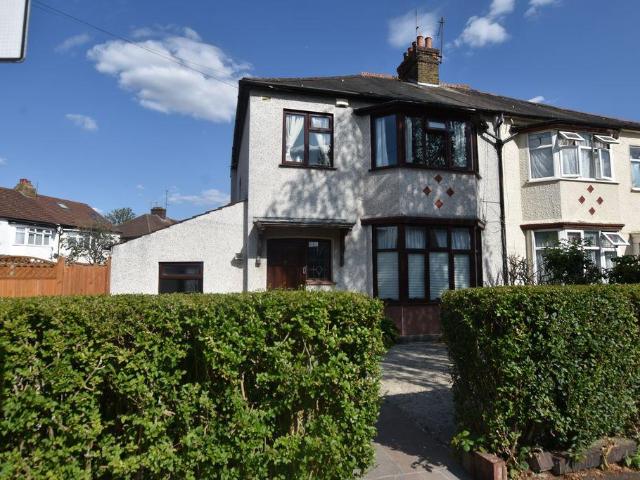 House for sale in Lane, Greater London