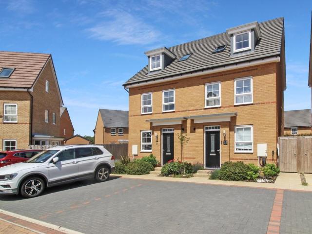 House for sale in Brooklands, Milton Keynes