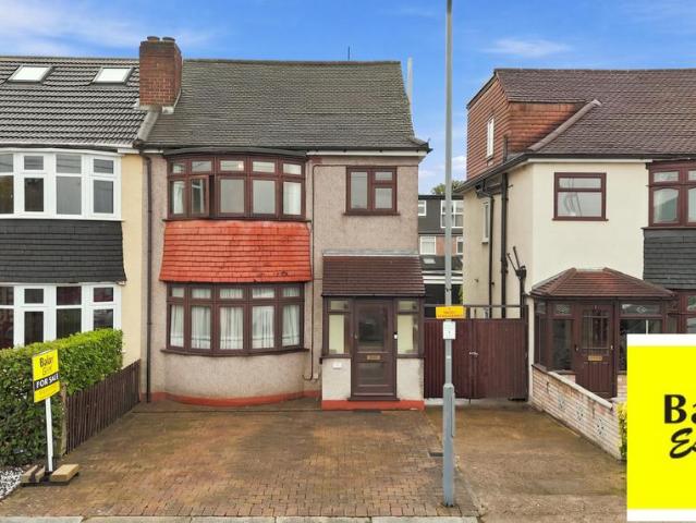 House for sale in Hainault, Greater London