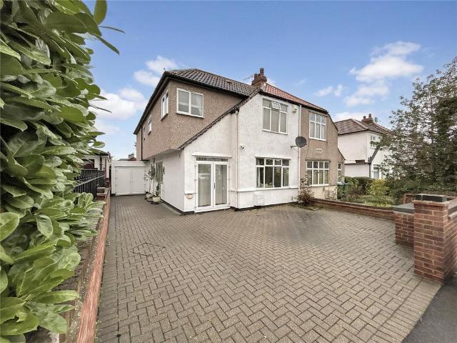 House for sale in London Borough of Bexley, Greater London