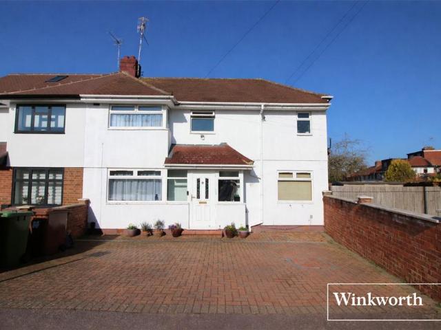 House for sale in Elstree and Borehamwood, Borehamwood