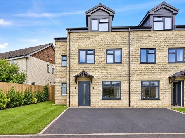 House for sale in Allerton, West Yorkshire