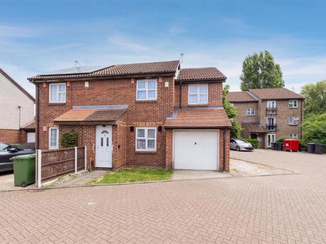 House for sale in Slough