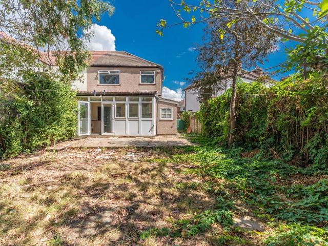 House for sale in London Borough of Ealing, Greater London