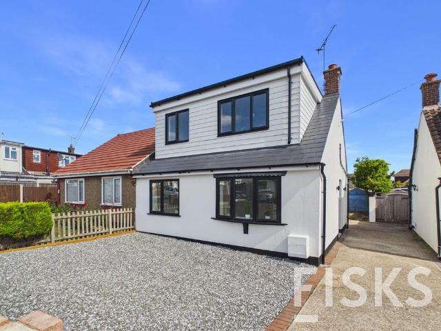 House for sale in Hadleigh, Castle Point