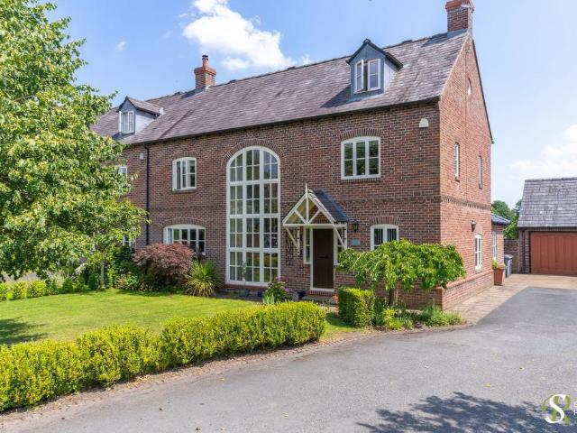 House for sale in Somerford Booths, Swettenham