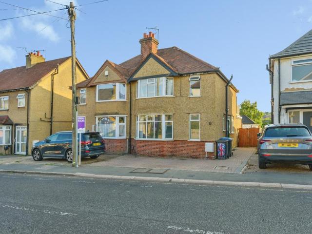 House for sale in Pouchen End, Hertfordshire