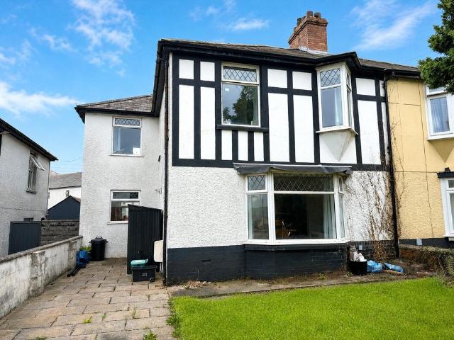 House for sale in Carmarthen, Wales