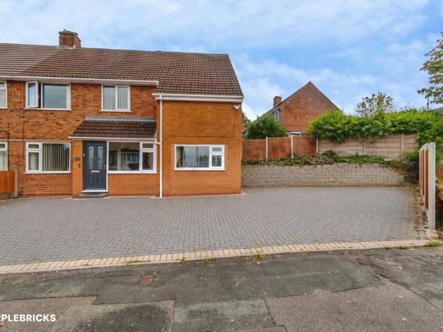 House for sale in Woodcross, Wolverhampton