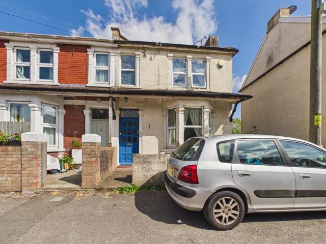 House for sale in Easton-in-gordano, North Somerset