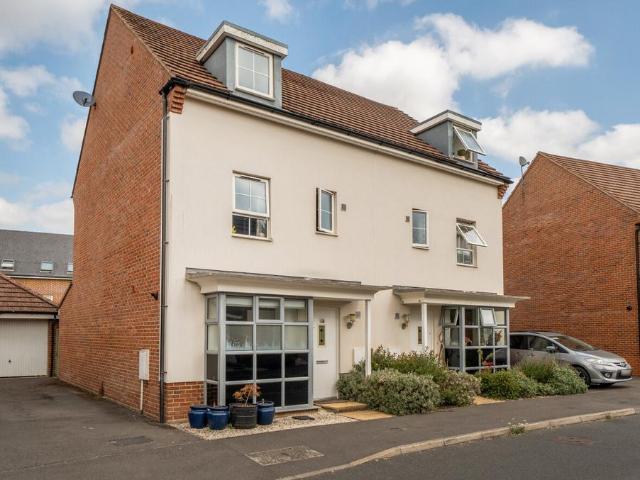 House for sale in Wokingham