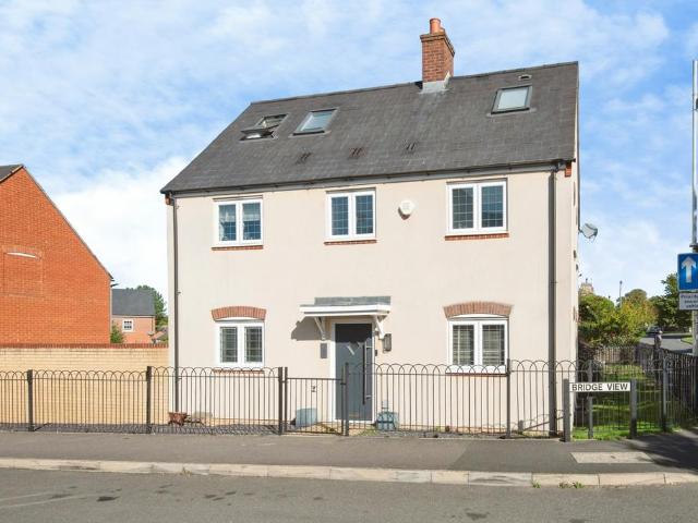 House for sale in Shefford, Bedfordshire
