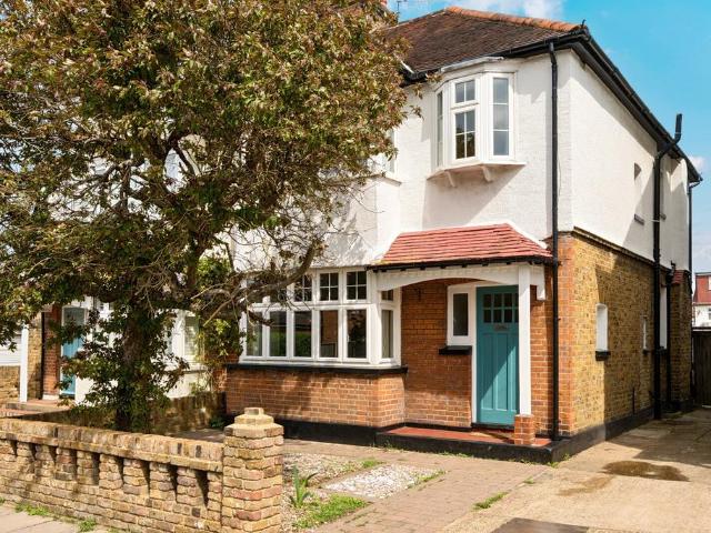 House for sale in Norbiton, Greater London