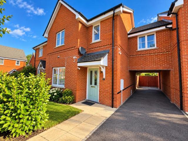 House for sale in Leagrave, Luton