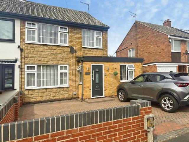 House for sale in Hatfield, South Yorkshire