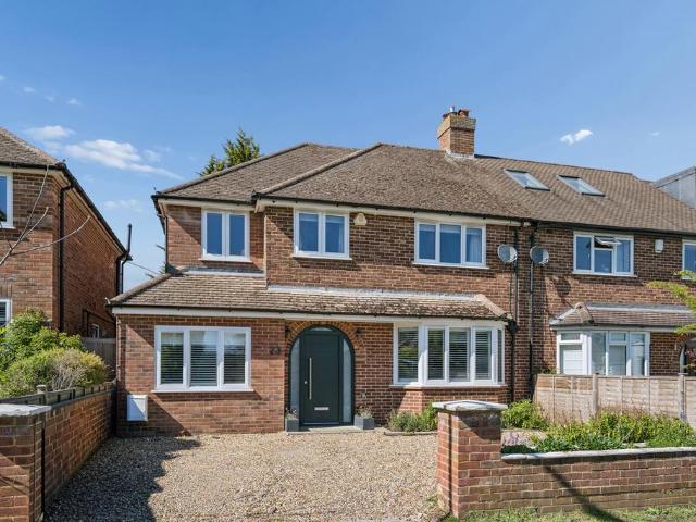 House for sale in Lunnon, Buckinghamshire
