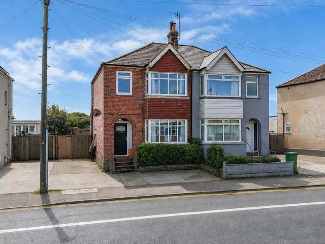 House for sale in Bulverhythe, Guestling Green
