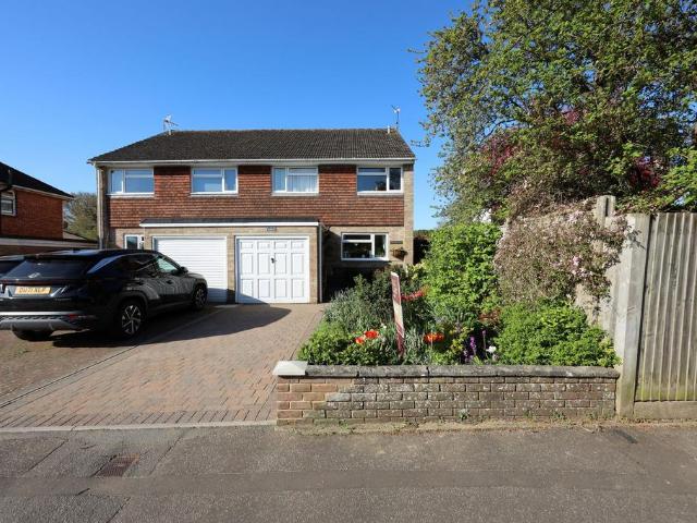 House for sale in Perryfields, West Sussex
