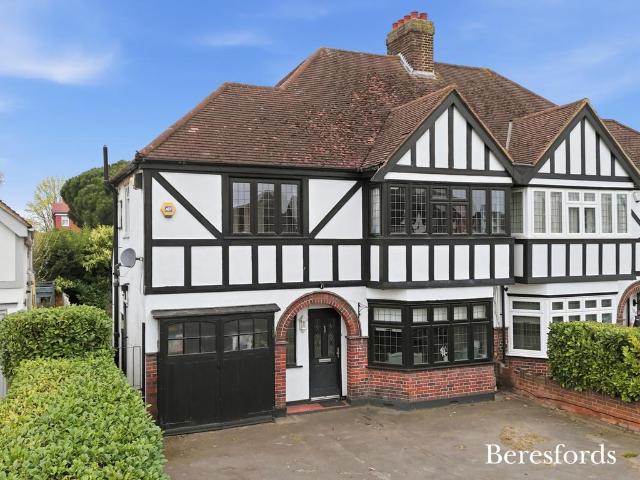 House for sale in Upminster, Greater London