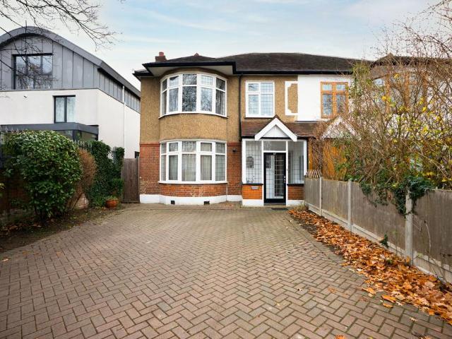 House for sale in South Woodford, Isle Of Man