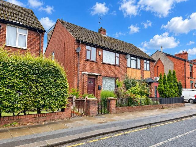 House for sale in Circular Road Estate, Tameside