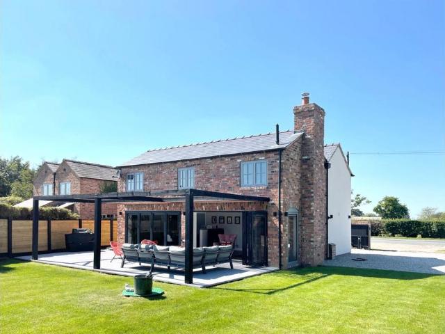 House for sale in Byley, Cheshire