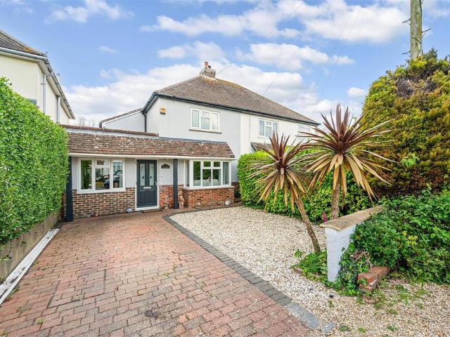 House for sale in Littlecote, West Sussex