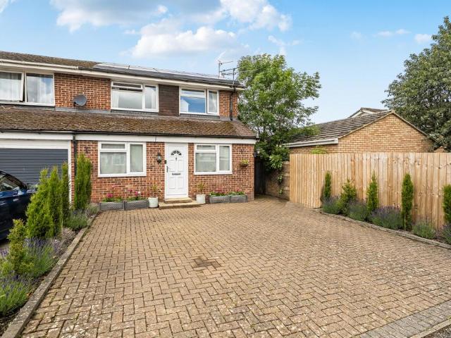House for sale in Great Faringdon, Dromore
