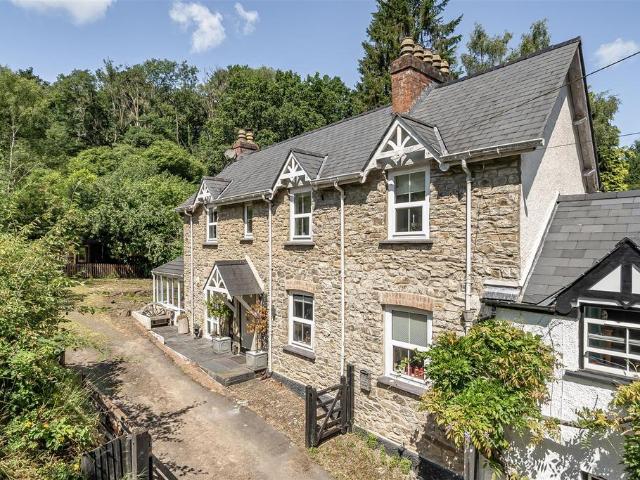 House for sale in Newton St Cyres, Devon