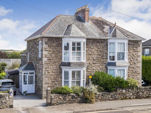 House for sale in Penbeagle, Cornwall