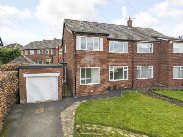 House for sale in Primley Park, Alwoodley