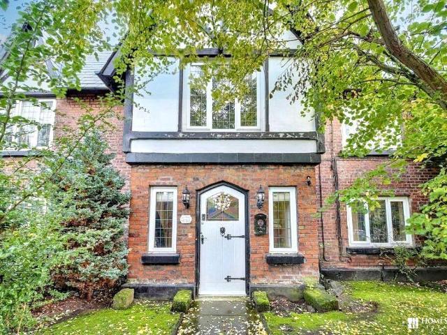 House for sale in Halton
