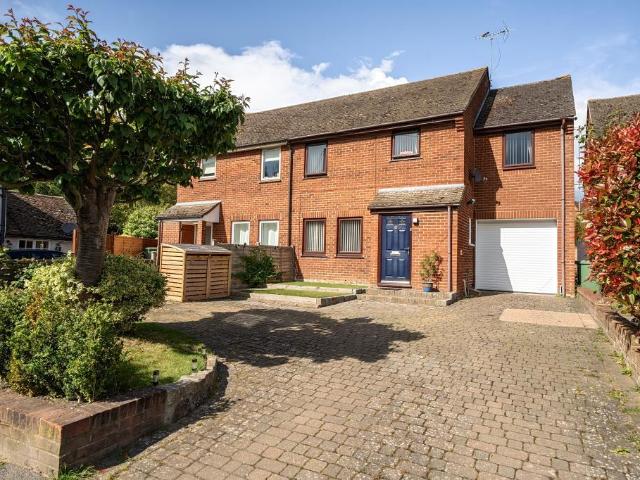 House for sale in Berrick Salome, Oxfordshire