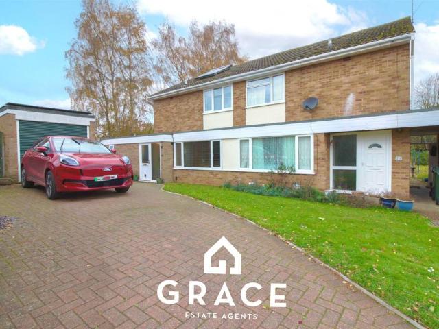 House for sale in Wickham Market, Eastbridge