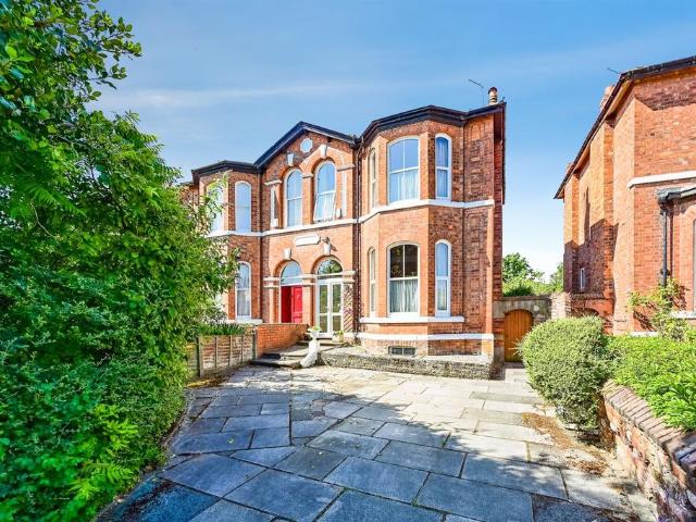 House for sale in Meols Cop, Southport