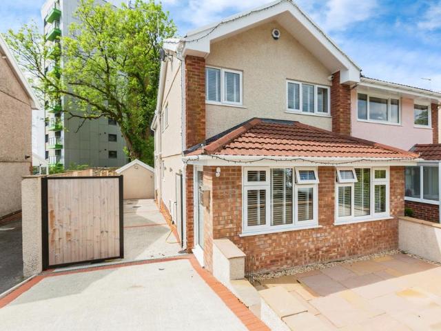 House for sale in Nangreaves, Wales