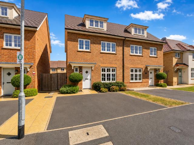 House for sale in Chaul End, Caddington