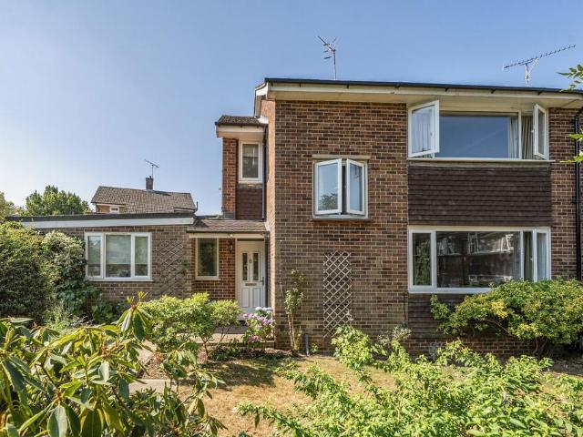 House for sale in Sandown Park, Kent