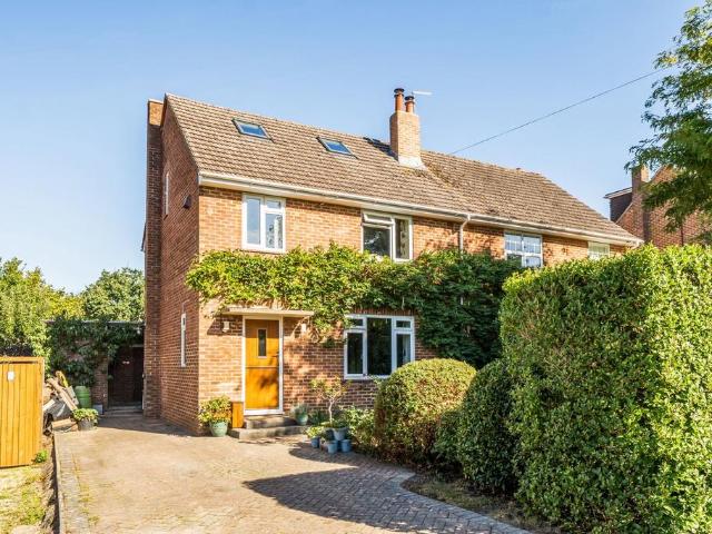 House for sale in Bransgore, New Forest