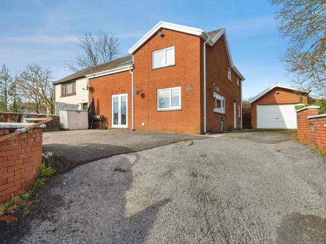 House for sale in Cwmgiedd, Ystradgynlais