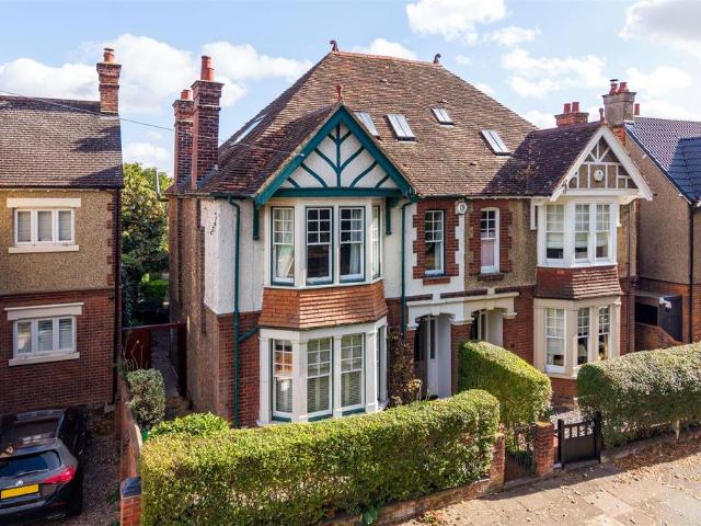 House for sale in Castle, Bedford