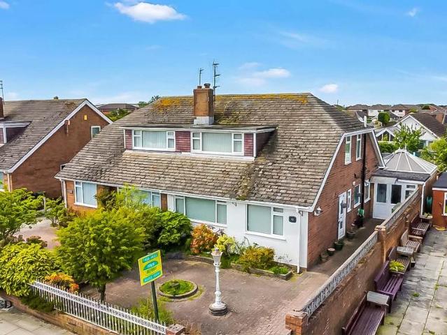 House for sale in Marshside, Southport